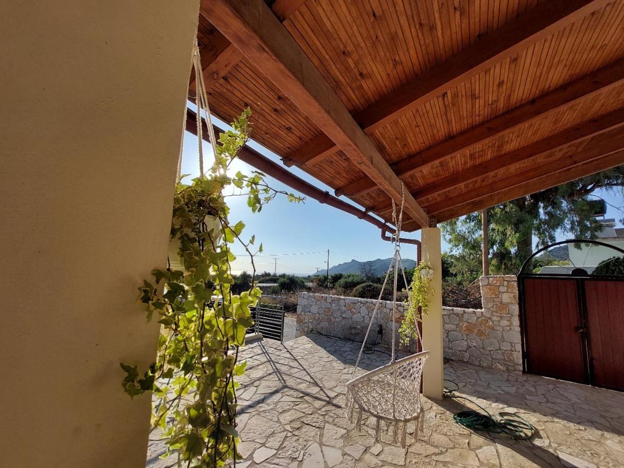 Villa Near Seitan Beach Khordhakion Exterior photo